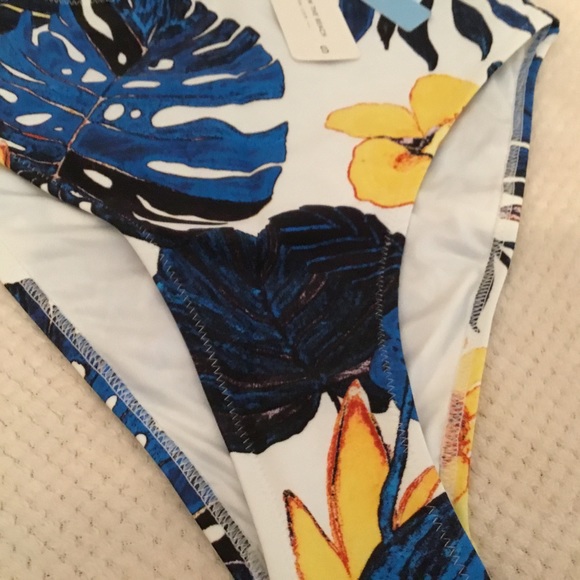 Cupshe blue and yellow leaf print high waist bikini bottoms - Picture 3 of 10